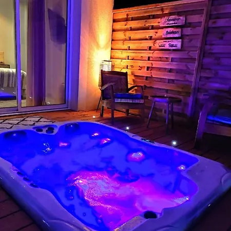 Magnifique De Gamme Avec Jacuzzi L'attrape Reve
