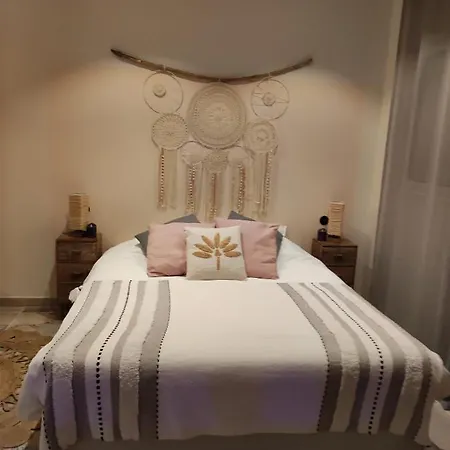 Magnifique De Gamme Avec Jacuzzi L'attrape Reve Les Plantiers